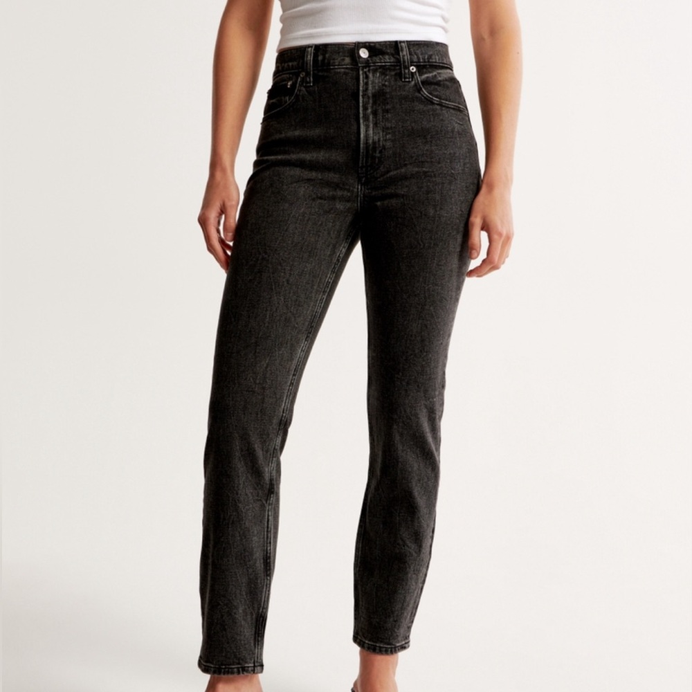 Abercrombie high rise mom jean